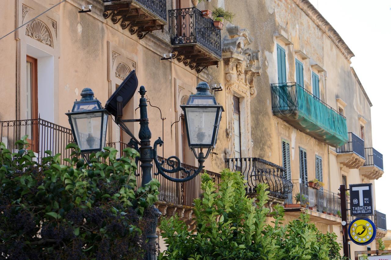 サンブーカ・ディ・シチーリア Il Cortile Del Marchese Beccadelli Bed & Breakfast エクステリア 写真