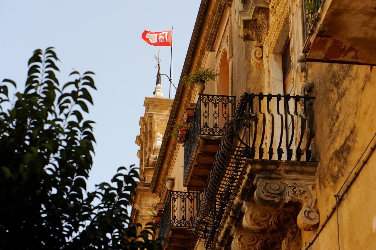 サンブーカ・ディ・シチーリア Il Cortile Del Marchese Beccadelli Bed & Breakfast エクステリア 写真