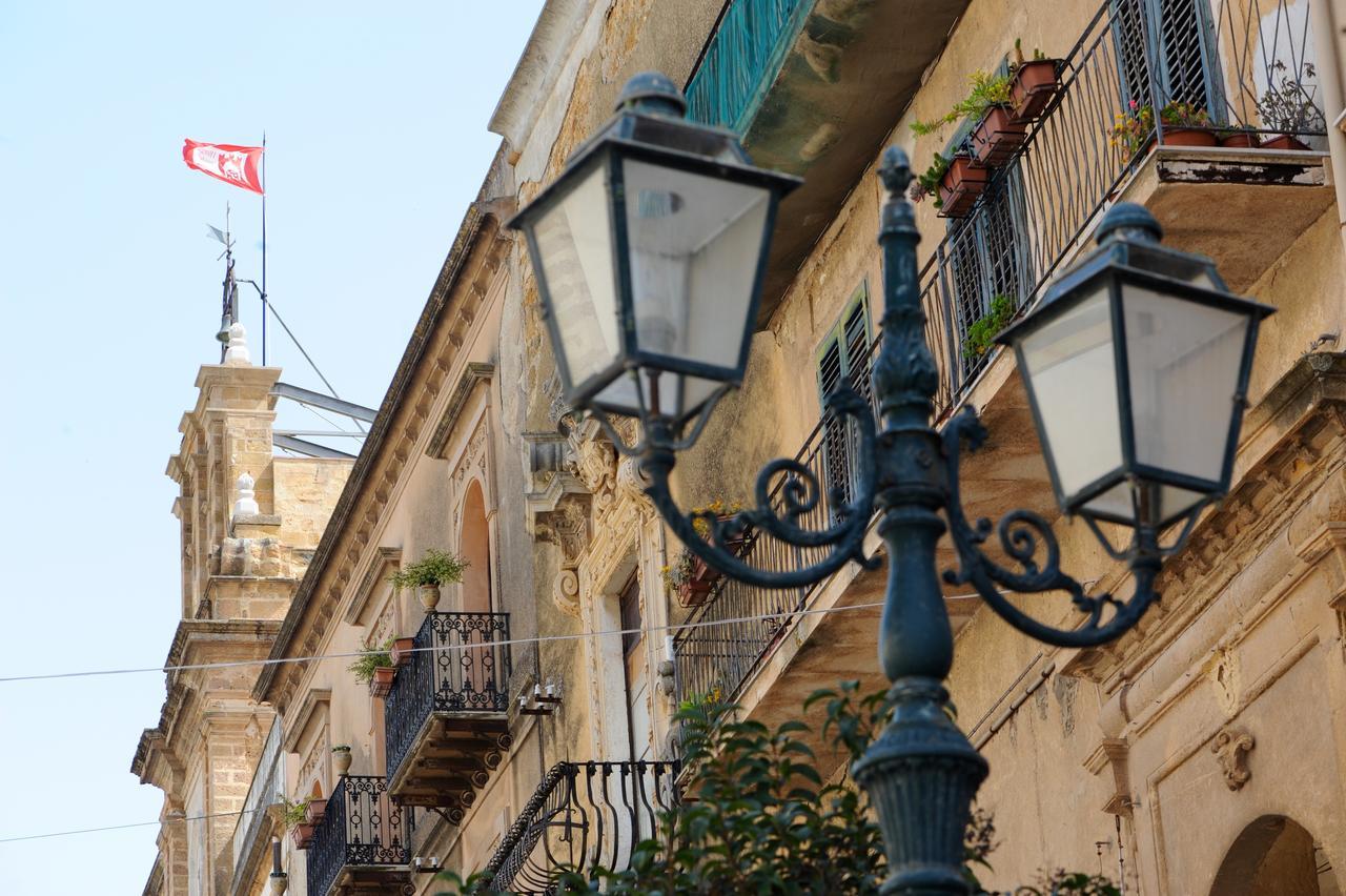サンブーカ・ディ・シチーリア Il Cortile Del Marchese Beccadelli Bed & Breakfast エクステリア 写真